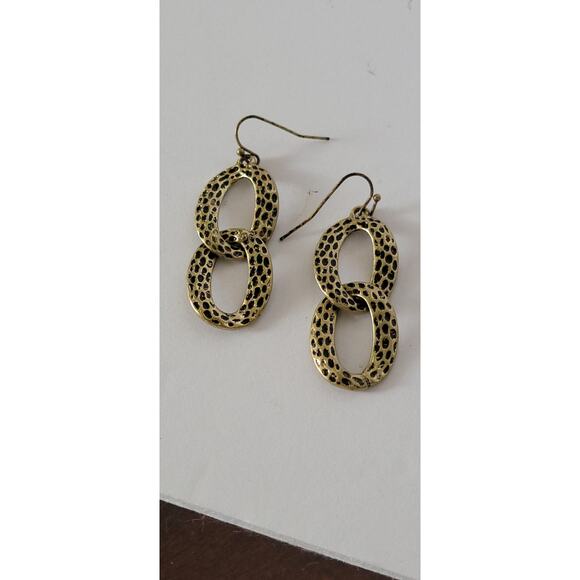 Vintage Avon Linked Oval Dangle Earrings - Picture 10 of 14